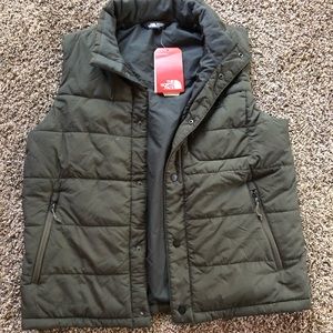 Men’s north face puffer vest
